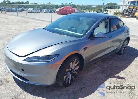 2024 Tesla Model 3 Long Range Dual Motor All-Wheel Drive/Rear-Wheel Drive from USA, damaged, VIN 5YJ3E1EA2RF870529